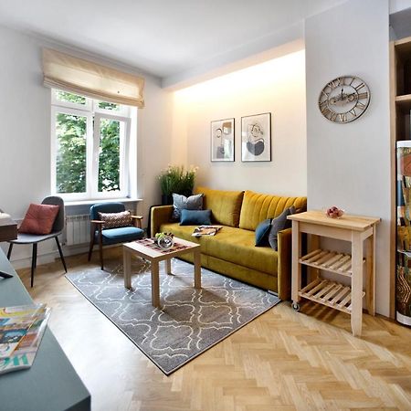 Ochota P&O Serviced Apartments Varşova Dış mekan fotoğraf