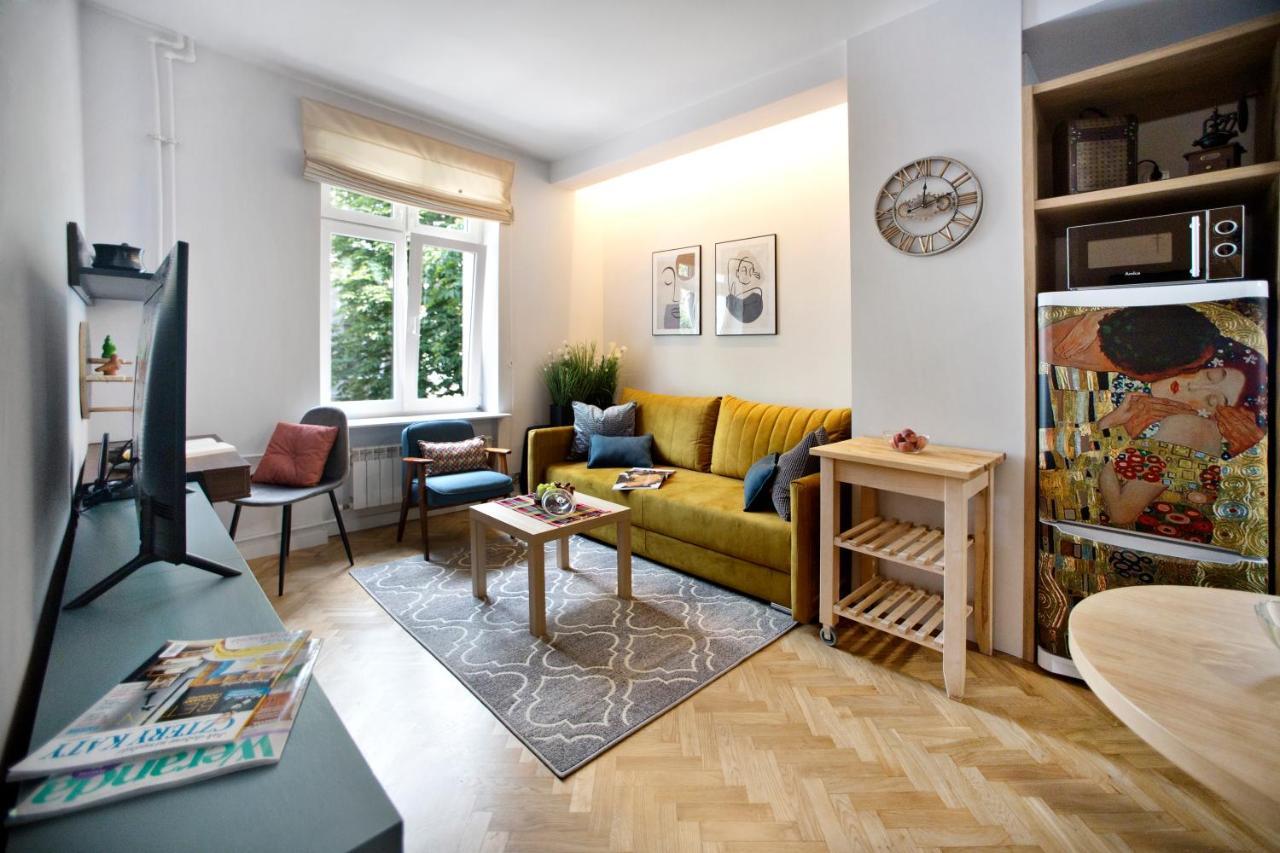 Ochota P&O Serviced Apartments Varşova Dış mekan fotoğraf